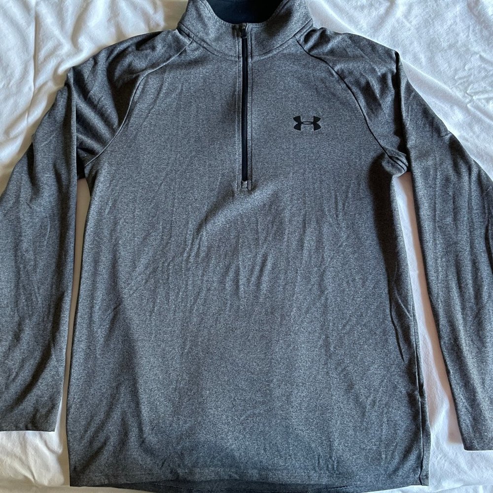 Under Armor Men's Long Sleeve Athletic Shirt